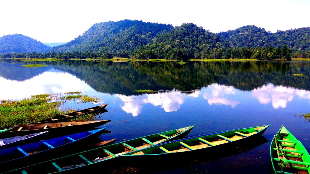 Chandubi lake-Tourist places in assam
